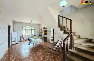 Casa à venda, 6 quartos, 1 suíte, 5 vagas, bom pastor - divinópolis/mg