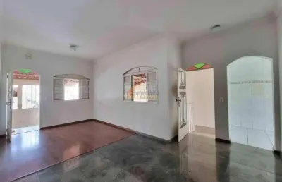 Casa à venda, 3 quartos, 1 suíte, 2 vagas, antonio fonseca - divinópolis/mg