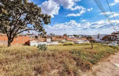 Terreno à venda no Manoel Valinhas, Divinópolis 