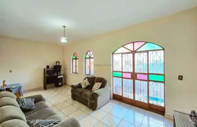 Casa à venda, 3 quartos, 1 suíte, 1 vaga, bom pastor - divinópolis/mg