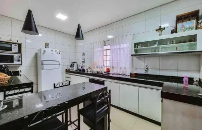 Casa à venda, 4 quartos, 4 vagas, santa rosa - divinópolis/mg