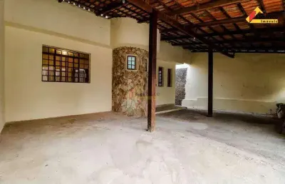 Casa à venda, 3 quartos, 1 suíte, 1 vaga, bom pastor - divinópolis/mg