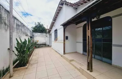Casa à venda, 4 quartos, 2 vagas, esplanada - divinópolis/mg