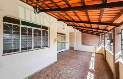 Casa à venda, 3 quartos, 1 suíte, 3 vagas, são judas - divinópolis/mg
