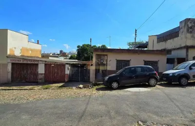 Terreno à venda no Centro, Divinópolis 