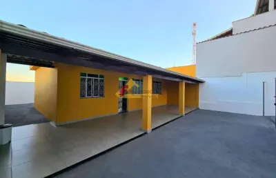 Casa à venda, 3 quartos, 2 vagas, belvedere - divinópolis/mg
