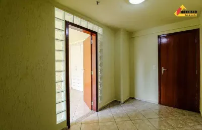 Sala comercial para alugar no Centro, Divinópolis 