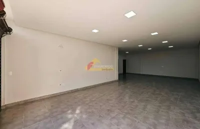 Ponto comercial para alugar no Interlagos, Divinópolis 