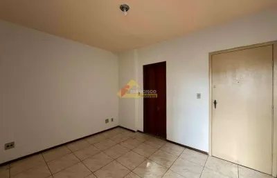 Apartamento com 3 quartos para alugar no Centro, Divinópolis 