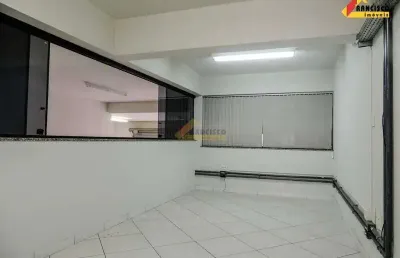Ponto comercial para alugar no Santo Antônio, Divinópolis 