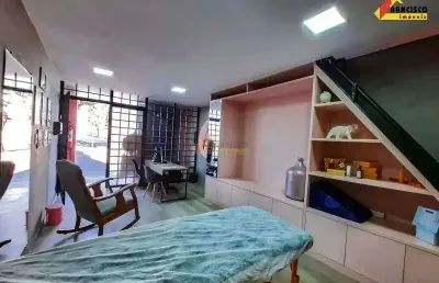 Ponto comercial para alugar no Interlagos, Divinópolis 