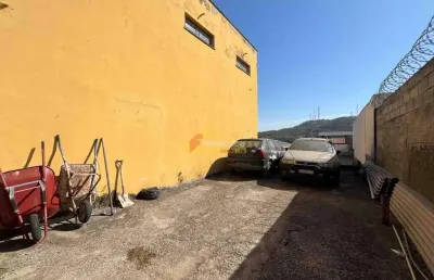 Garagem para alugar no Nações, Divinópolis 