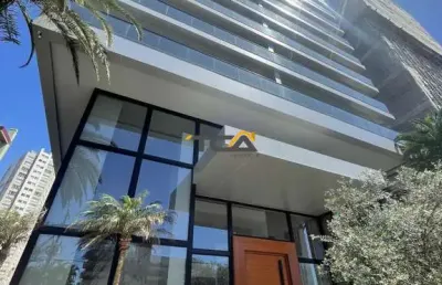 Apartamento alto padrão com localização privilegiada