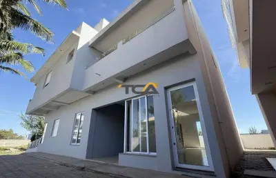 Sobrado moderno com 2 suítes a 200 metros do mar – balneário bellatorres/sc
