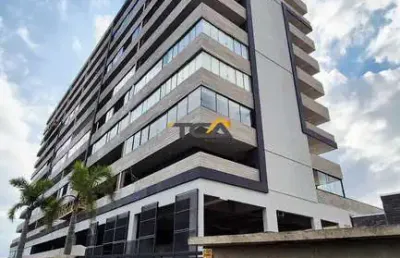 Apartamento 02 dormitórios mobiliado com sacada e vista para o rio