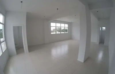 Sala comercial para locação em brusque, são luíz, 2 banheiros, 1 vaga