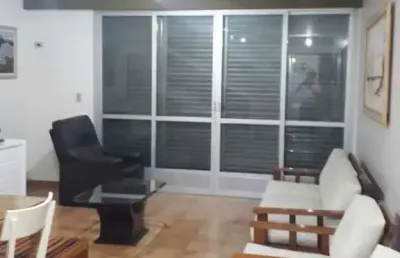 Casa em condominio no guaruja, de frente para o mar.
