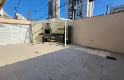 Sobrado à venda – 2 dormitórios com planejados | 130m² – marapé / santos-sp
