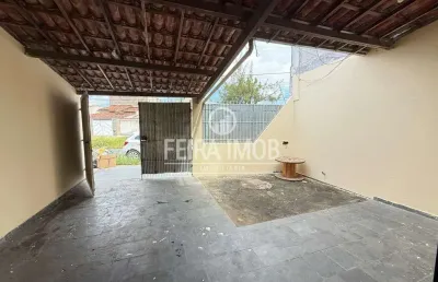 Casa com 2 quartos para alugar na Avenida Francisco Fraga Maia, Cidade Nova, Feira de Santana