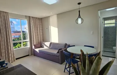 Quarto e sala porteira fechada com vista deslumbrante para o porto da barra — 42m²