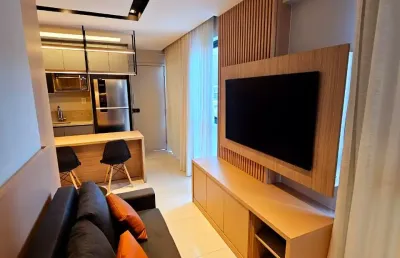 Studio sofisticado a poucos passos da praia – 32m² decorado na barra