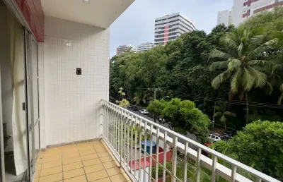 Oportunidade no alto do itaigara | 109m², 3 quartos + dependência, torre única com lazer!