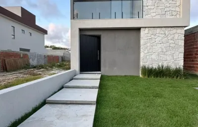 Casa de alto padrão no condomínio vila florença – 4 quartos, 3 suítes, 168m²