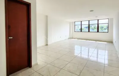 Sala comercial à venda na Avenida Pres. Kennedy, 1898, Centro, Duque de Caxias