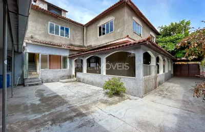 Casa com 5 quartos à venda na Rua Primeiro de Maio, 13, Vila Santa Alice, Duque de Caxias