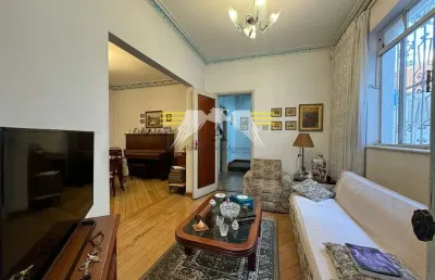 Sobrado à venda, 270m2, 10 x 27, 3 dormitórios, 4 vagas de garagem, localizaodo na região do belém,