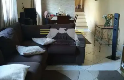 Oportunidade - sobrado à venda de 200m² com ótimo preço