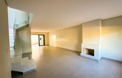 Ótimo sobrado com 169,90m² privativos e 3 (três) suítes localizado no bairro são josé