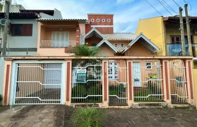 Sobrado de 03(três) dormitórios sendo 01(uma) suite localizado no bairro moinhos de vento