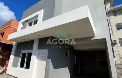 Sobrado de 121 m² com 3 (três) dormitórios sendo 1 (uma) suíte no bairro nossa senhora das graças