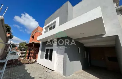 Sobrado de 121 m² com 3 (três) dormitórios sendo 1 (uma) suíte no bairro nossa senhora das graças