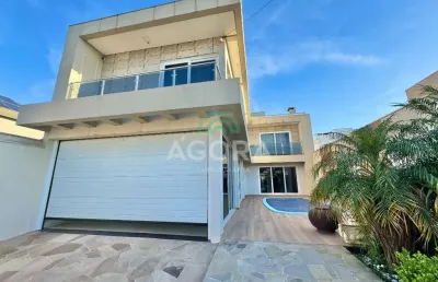 Sobrado com 205m² privativas, sendo 3 (três)  dormitórios com 1 (uma) suíte , no bairro igara.