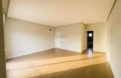 Sobrado moderno com 3 (três) dormitorios, localizado no bairro mont serrat.