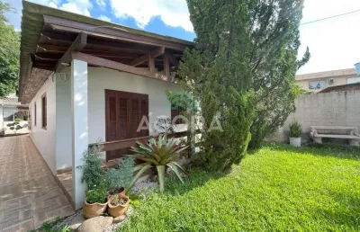 2 (duas) casas térreas em um terreno de 761m², localizadas no bairro nossa senhora das graças.