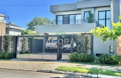 Excelente sobrado com 3 (três) suítes, localizado no bairro jardim do lago em canoas.