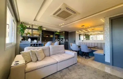 Apartamento com 2 (dois) dormitórios, sendo 1 (uma) suíte, localizado no centro.