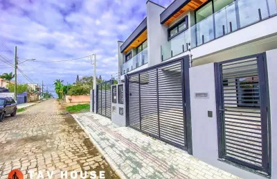 Casa à venda em balneário piçarras com 03 suítes à 150m da praia | última unidade disponível