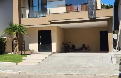 Casa em condomínio fechado com 4 quartos à venda no Centro, Balneário Piçarras 