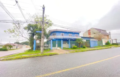 Fazendinha - 316m2 - excelente sobrado 03 quartos, suite, sacada, 6 vagas, esquina