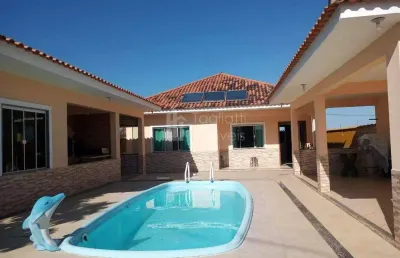 Casa em condomínio fechado com 3 quartos à venda na Estrada Rj  138, KM 3, Fazendinha, Araruama
