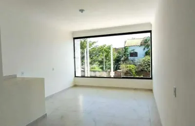 Casa com 2 quartos à venda na Avenida Haway, 04, Haway, Araruama
