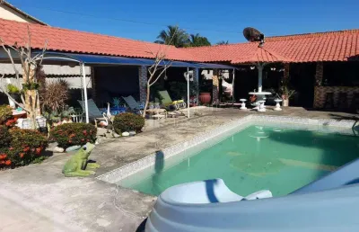 Casa com 4 quartos à venda na Rua Messias, 04, Areal, Araruama
