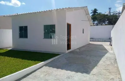 Casa com 2 quartos à venda na Rua Capa Azul, 700, Viaduto, Araruama