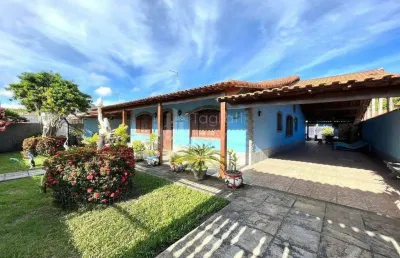 Casa com 3 quartos à venda na Rua Alzira Zioto, 33, Praia Seca, Araruama