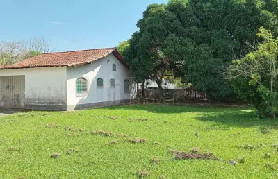 Terreno 1.350m2  com duas casas e piscina - pontinha