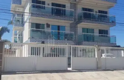 Apartamento a poucos passos da orla no bairro paraty